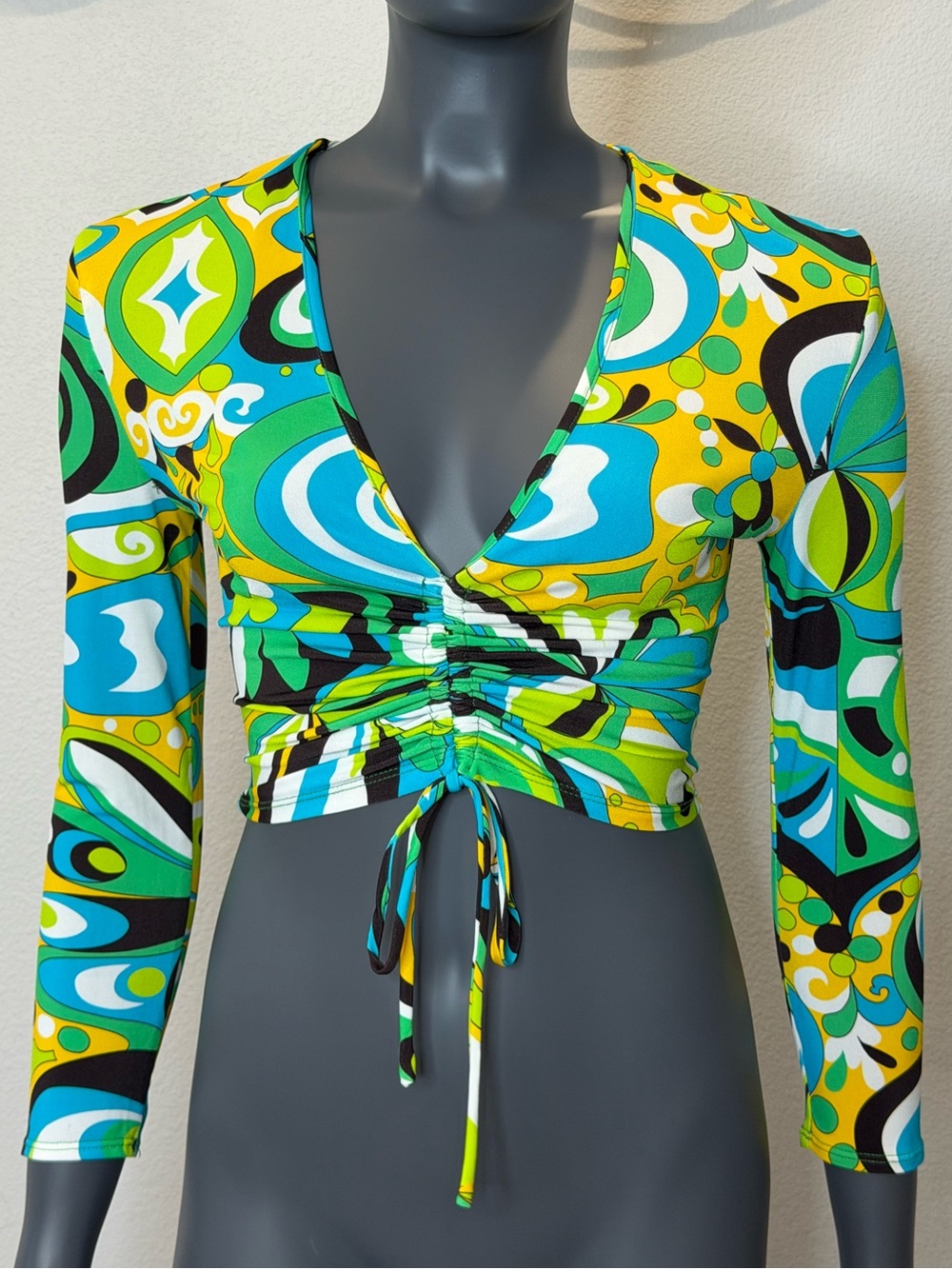 Zara Ruched V neck Pucci print Top Blouse Shirt Women’s size S Small cropped